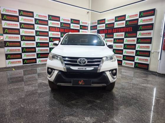TOYOTA HILUX SW4 2.7 SR 4X2 16V FLEX 4P AUTOMÁTICO TOYOTA HILUX SW4 2.7 SR 4X2 16V FLEX 4P AUTOMÁTICO